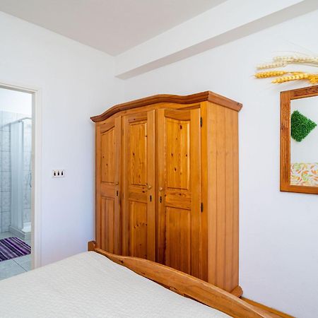 Apartments Nikolina Λομπάρδα Δωμάτιο φωτογραφία