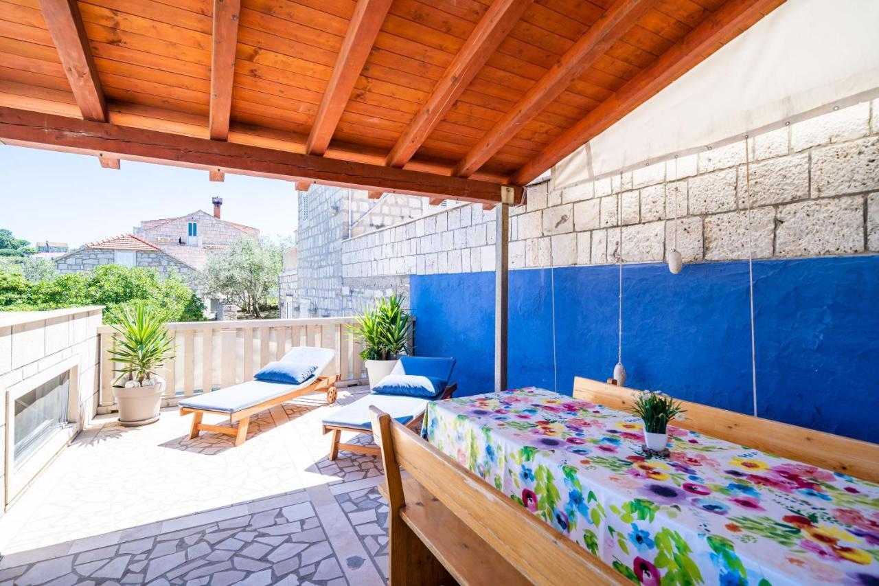 Apartments Nikolina Λομπάρδα Εξωτερικό φωτογραφία