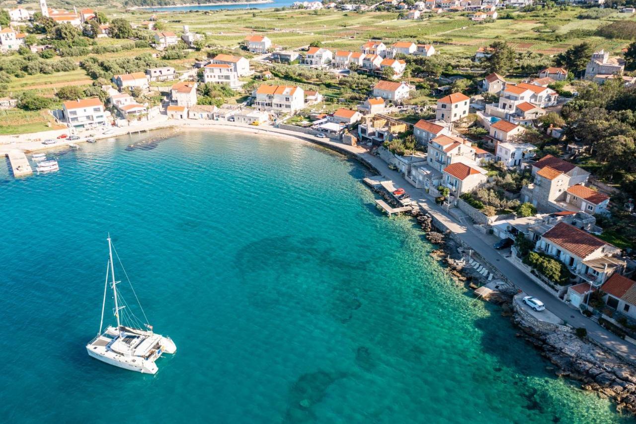 Apartments Nikolina Λομπάρδα Εξωτερικό φωτογραφία